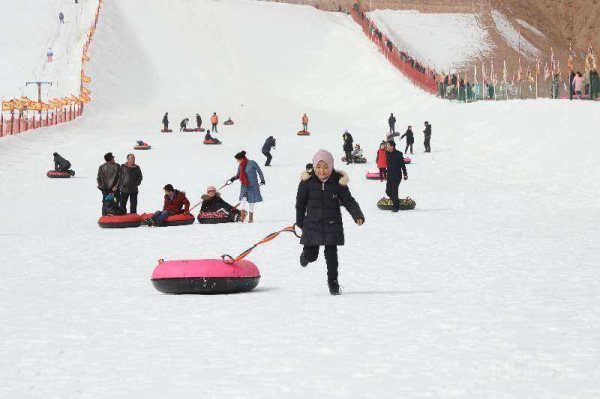 滑雪場(chǎng) 滑雪場(chǎng)