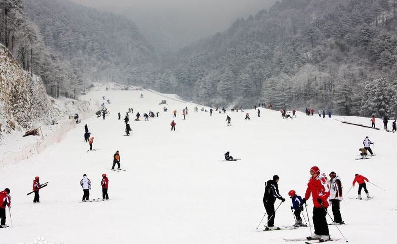 臨安大明山滑雪場