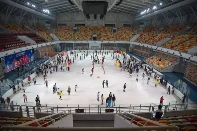 沈陽(yáng)滑冰場(chǎng)