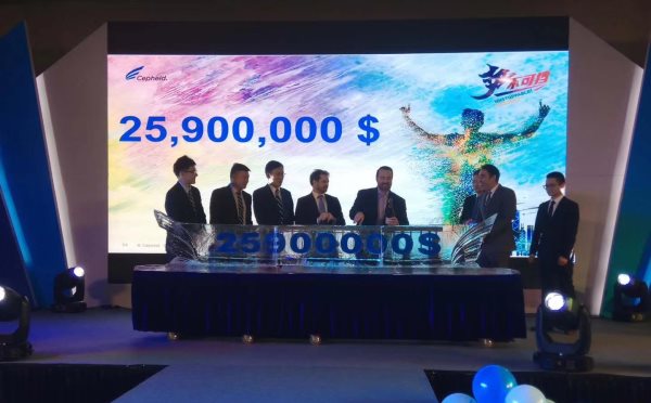 冰雕注酒臺浙江 冰雕注酒臺浙江