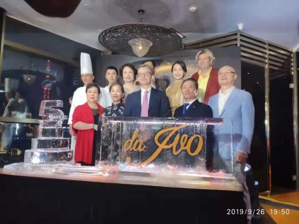 注酒冰雕制作 注酒冰雕制作