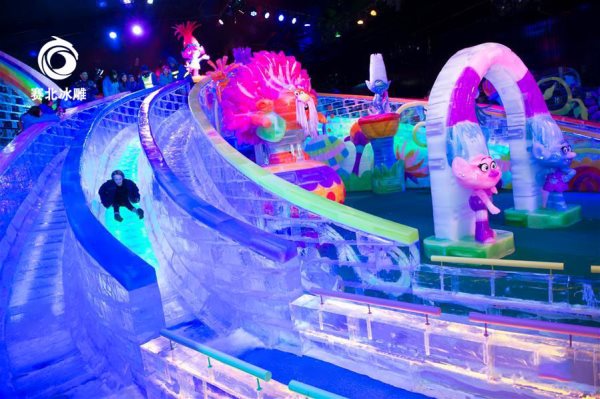 武漢冰雪奇緣主題樂園