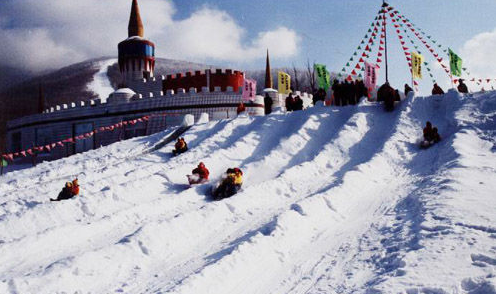 沈陽啟動冰雕的制作 沈陽啟動冰雕的制作